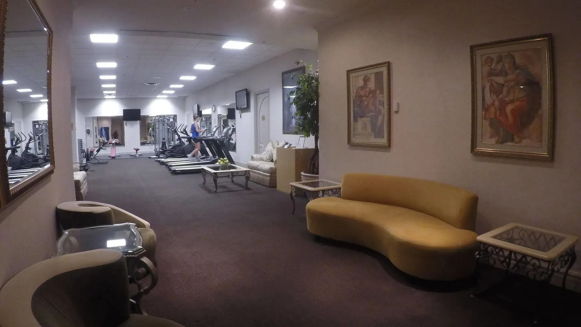 Grand Hotel & Suites Toronto